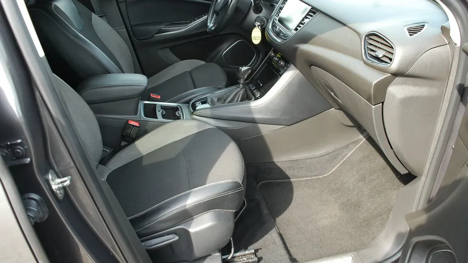 OPEL Grandland X -