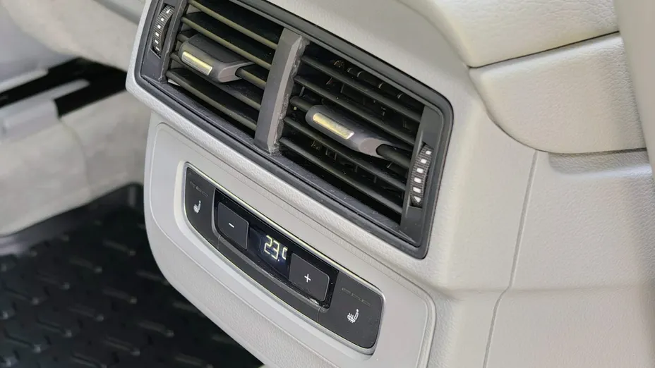 AUDI Q7 -