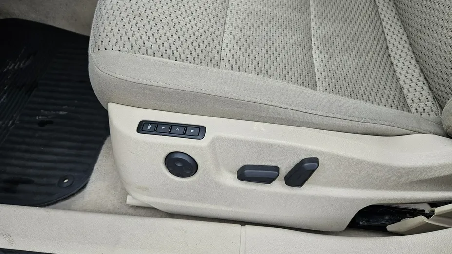 SKODA Superb -