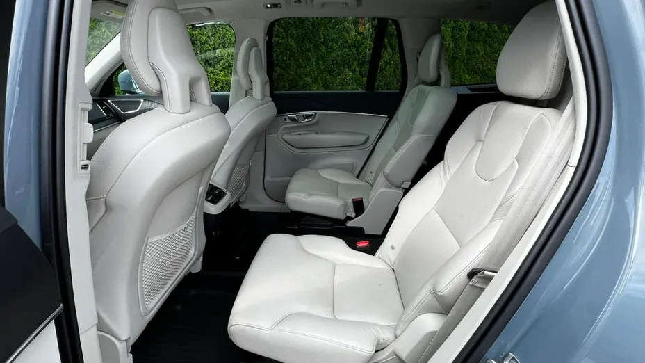VOLVO XC90 -