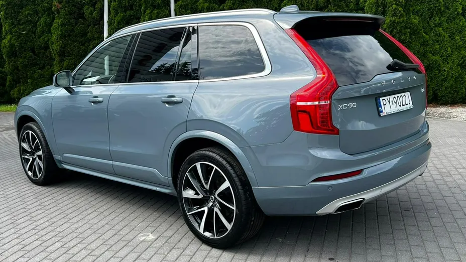 VOLVO XC90 -
