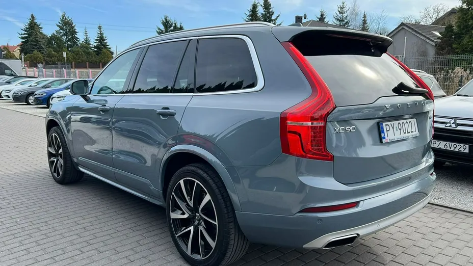 VOLVO XC90 -
