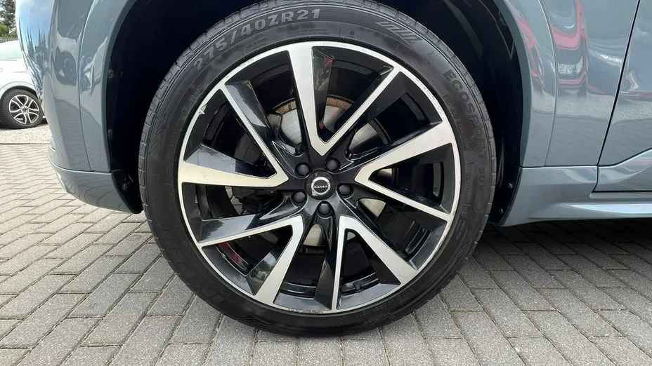 VOLVO XC90 -
