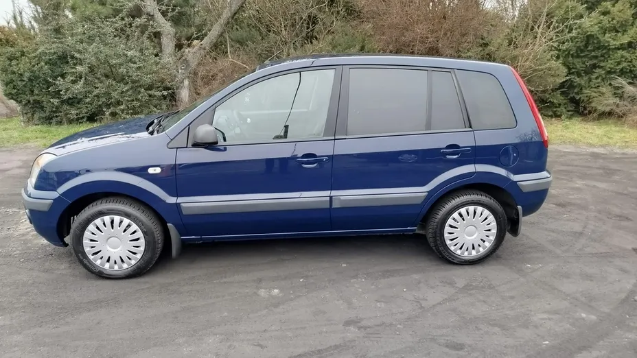FORD Fusion -