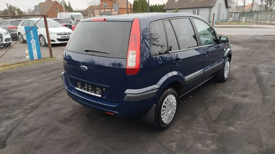 FORD Fusion -