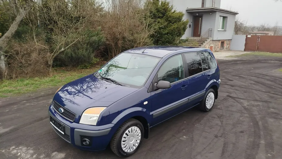FORD Fusion -