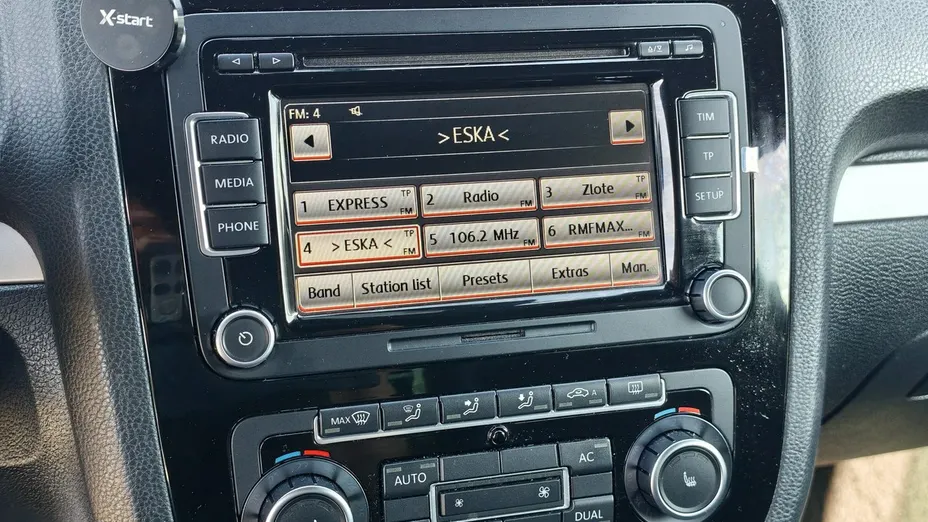 VOLKSWAGEN Scirocco -