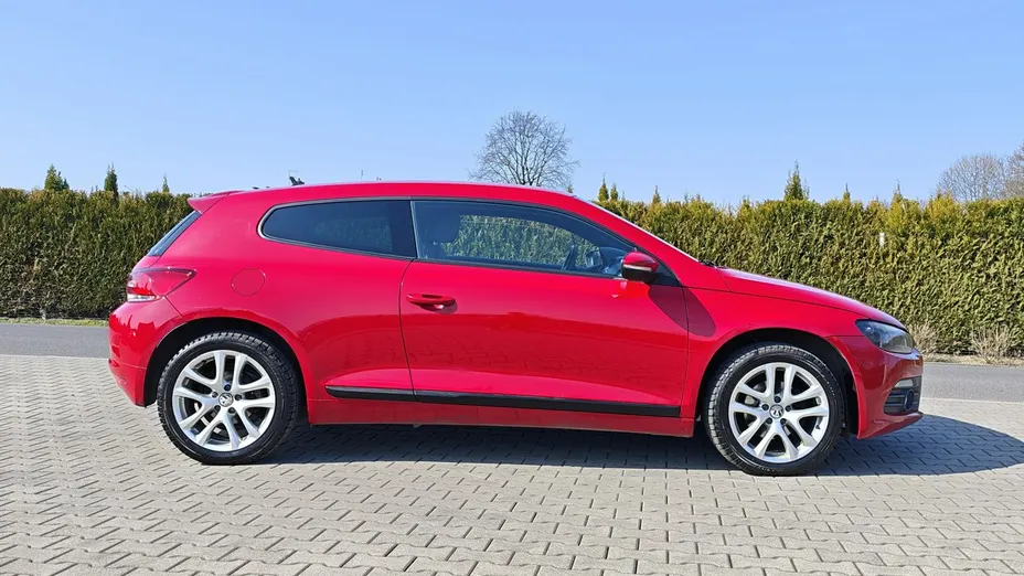 VOLKSWAGEN Scirocco -