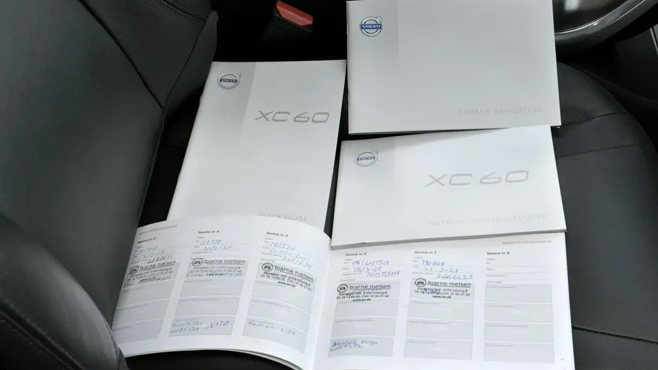 VOLVO XC60 -