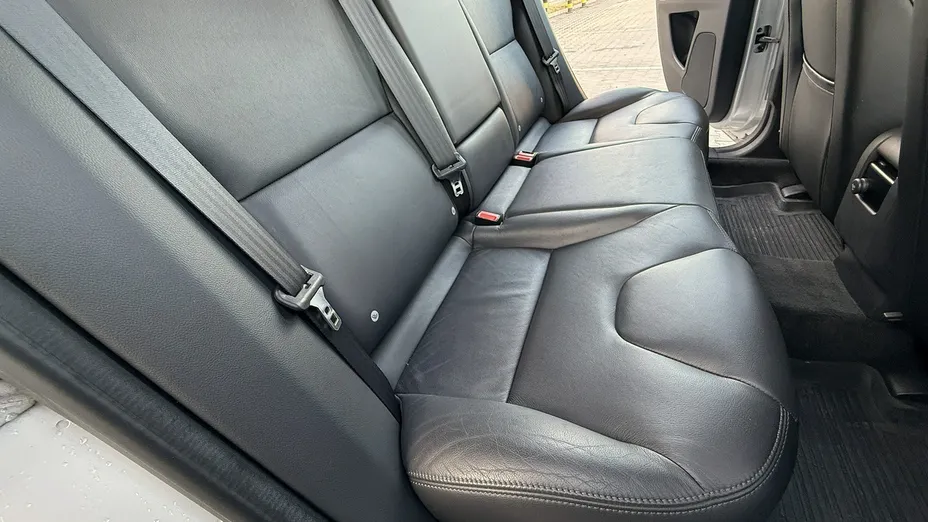 VOLVO XC60 -