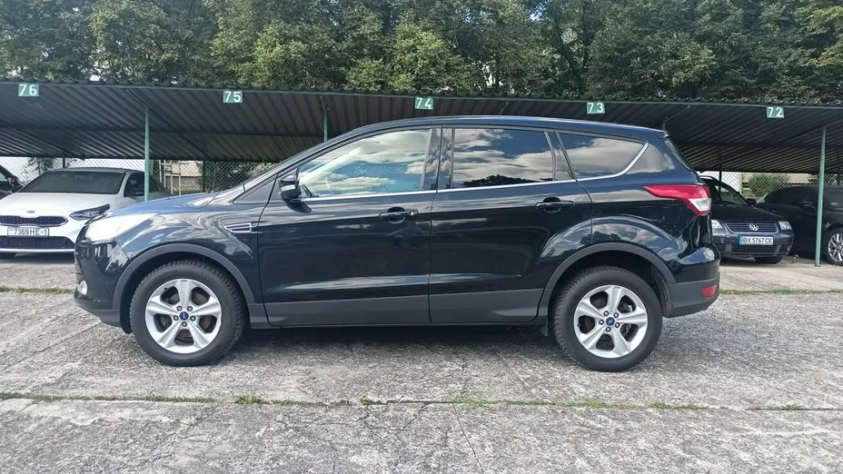 FORD Kuga -