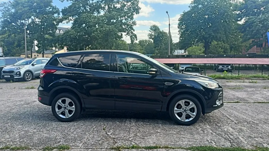 FORD Kuga -