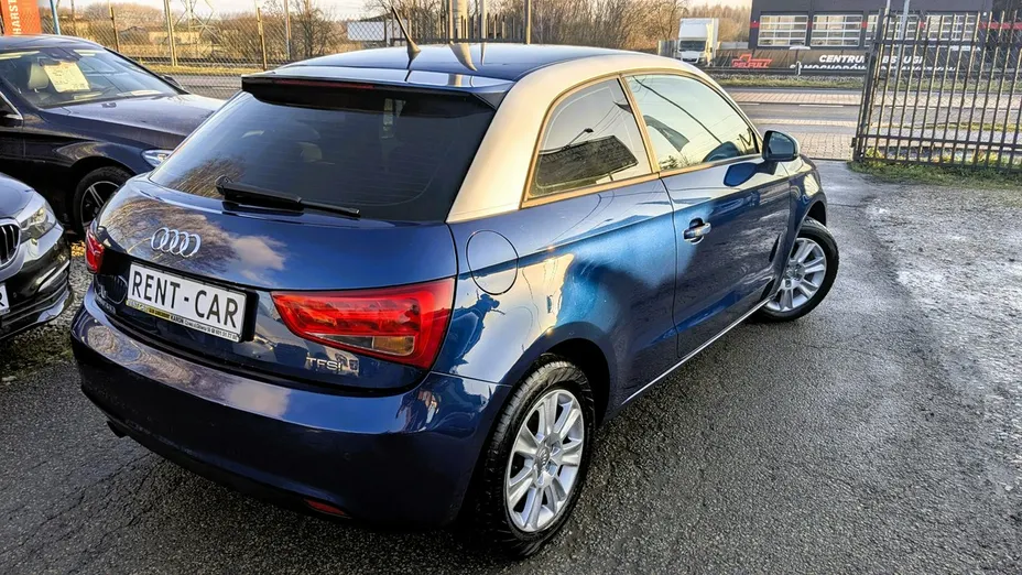 AUDI A1 -