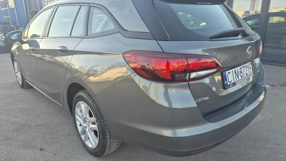 OPEL Astra -