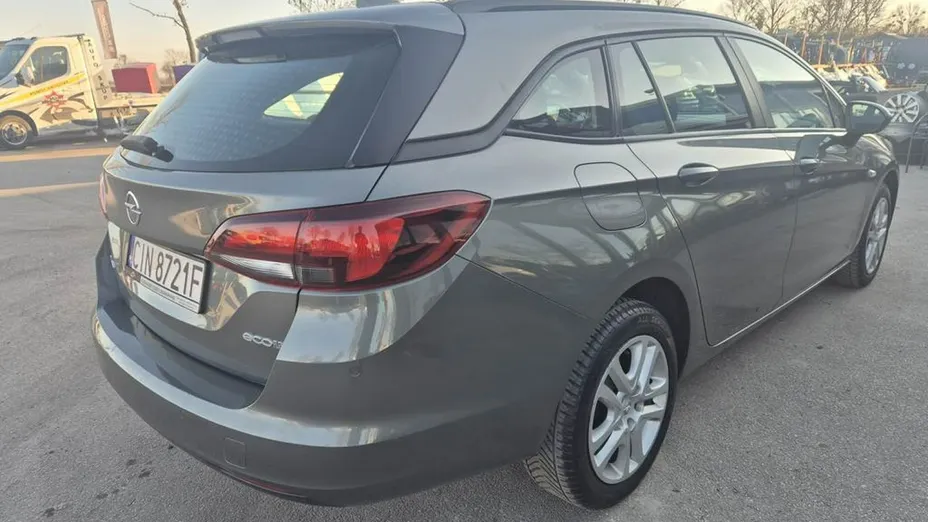 OPEL Astra -