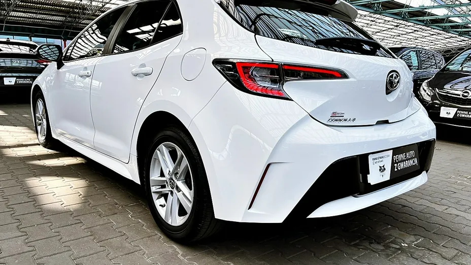 TOYOTA Corolla -