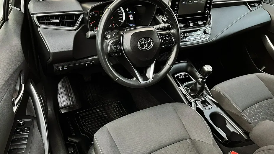 TOYOTA Corolla -