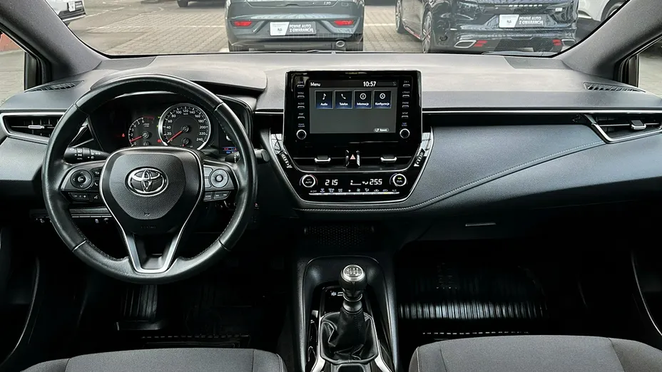 TOYOTA Corolla -