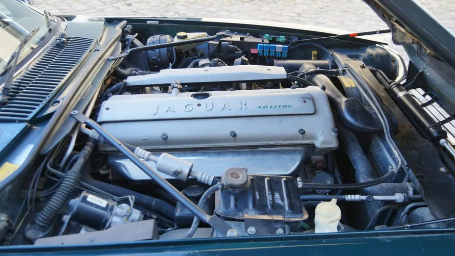 JAGUAR XJS -