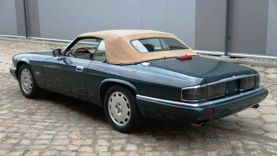 JAGUAR XJS -