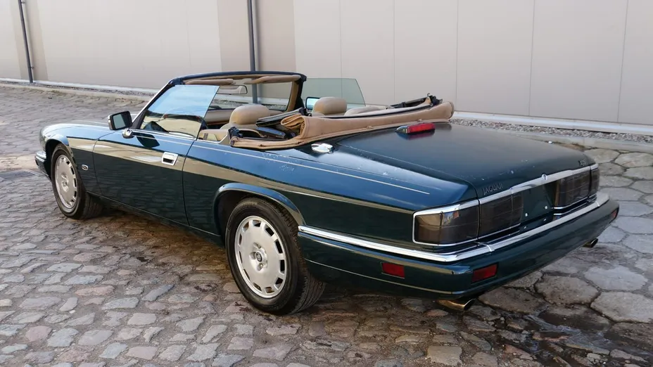 JAGUAR XJS -