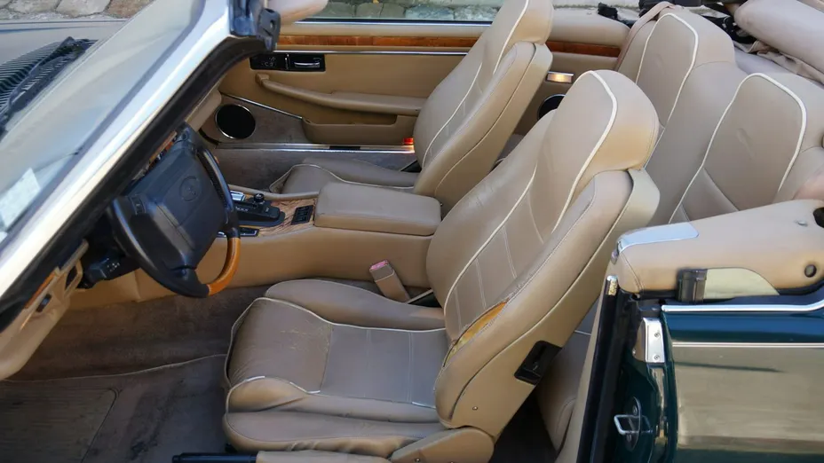 JAGUAR XJS -