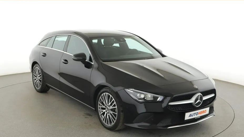 MERCEDES-BENZ CLA -