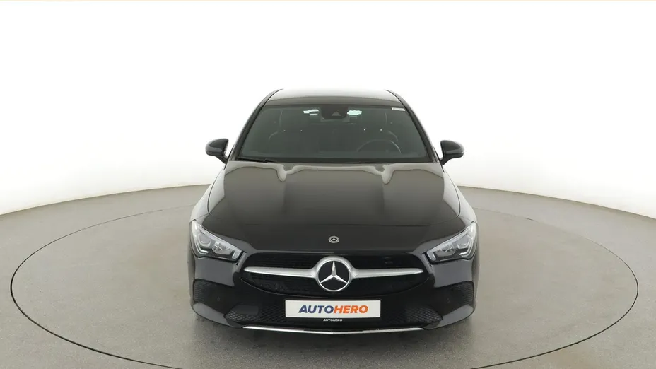 MERCEDES-BENZ CLA -