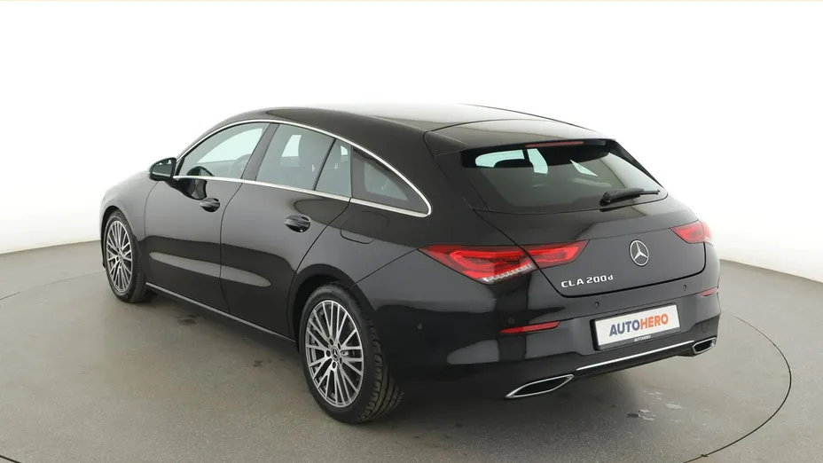 MERCEDES-BENZ CLA -