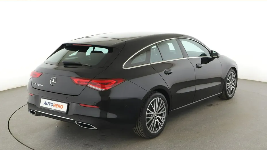MERCEDES-BENZ CLA -