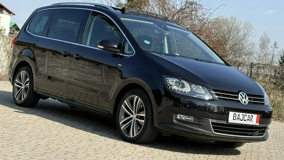 VOLKSWAGEN Sharan -