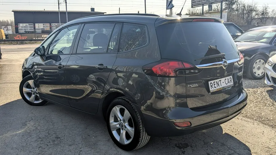 OPEL Zafira -