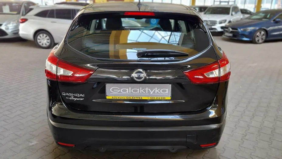 NISSAN Qashqai -