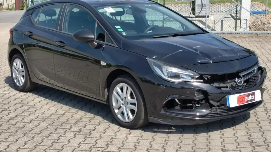 OPEL Astra -