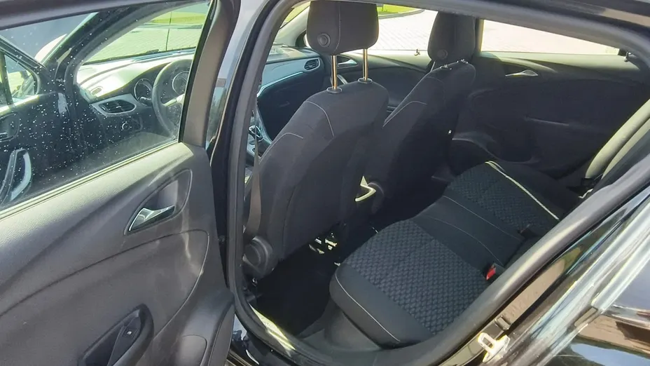 OPEL Astra -