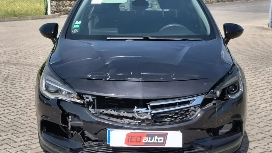 OPEL Astra -