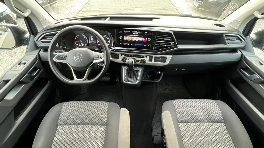 VOLKSWAGEN Multivan -