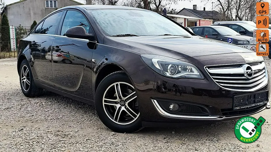 OPEL Insignia -