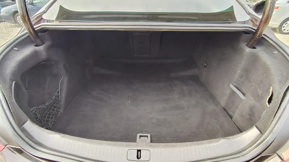 OPEL Insignia -