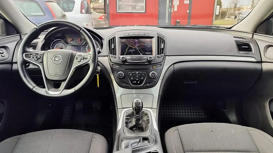 OPEL Insignia -