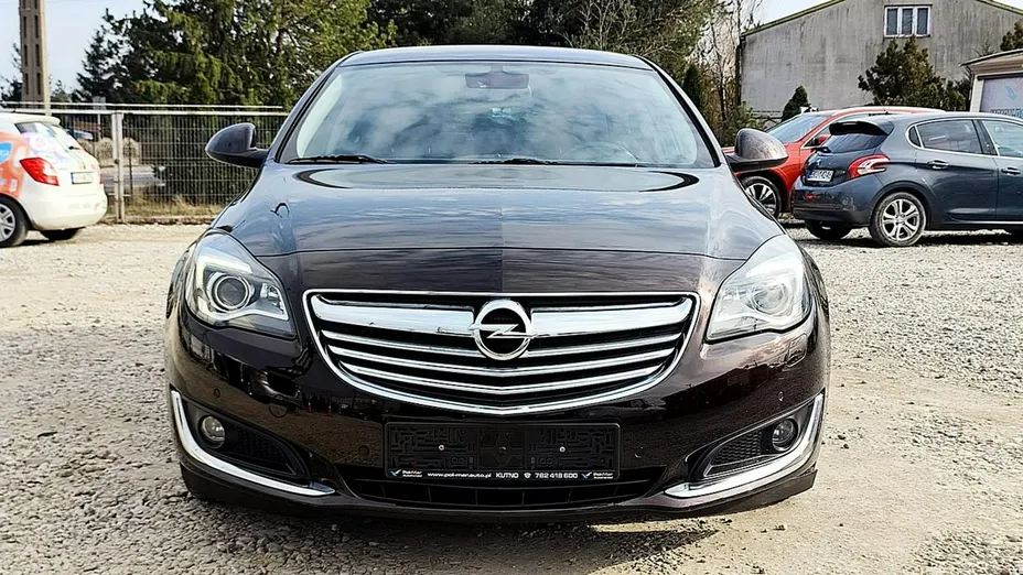 OPEL Insignia -