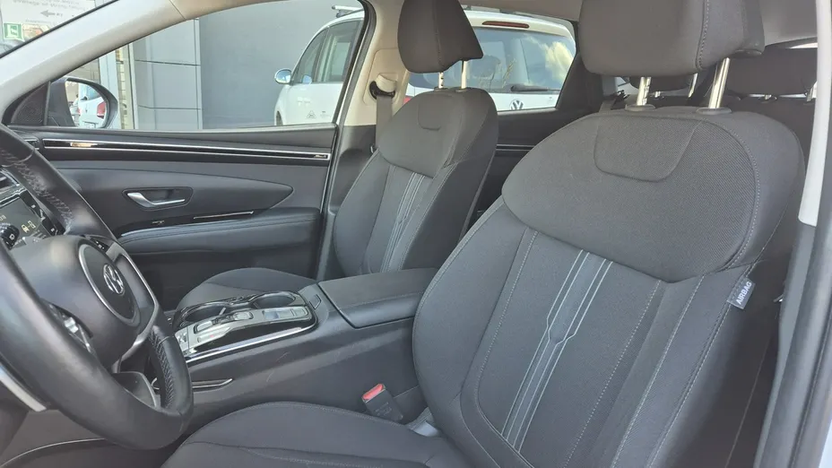 HYUNDAI Tucson -