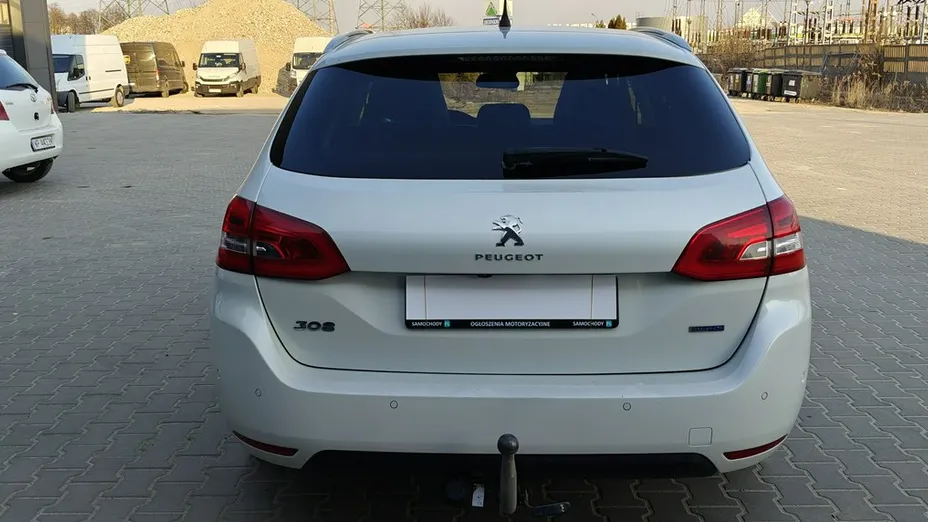 PEUGEOT 308 -