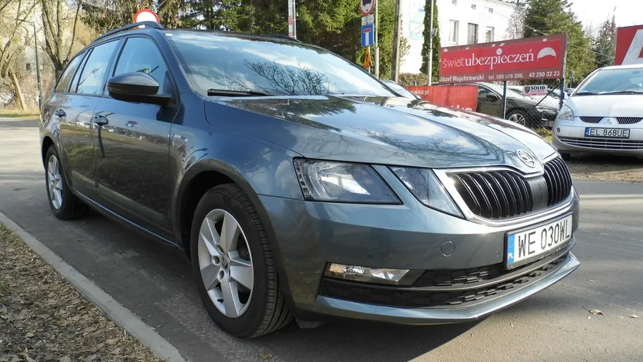 SKODA Octavia -