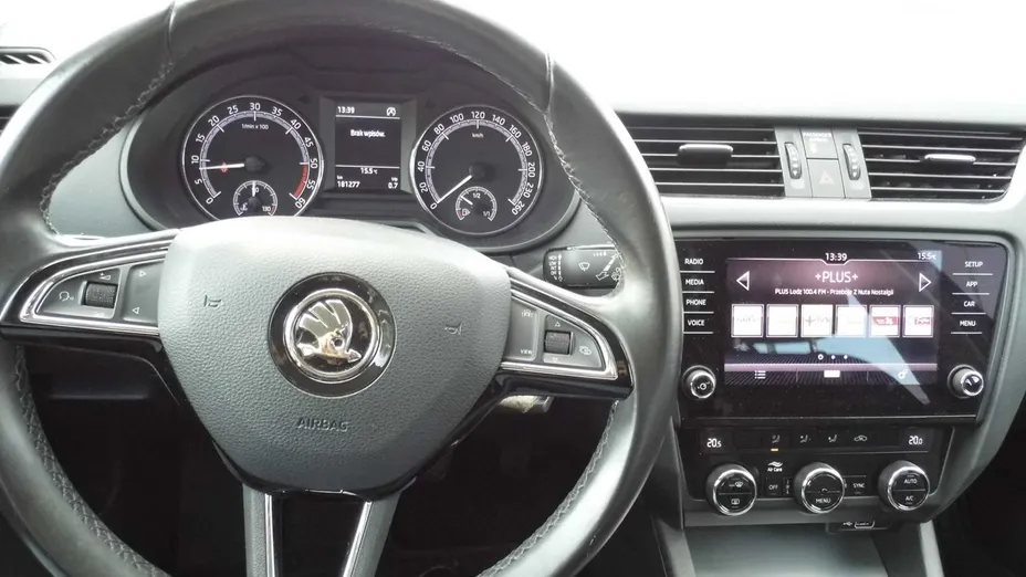 SKODA Octavia -