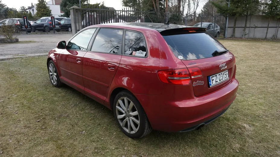 AUDI A3 -