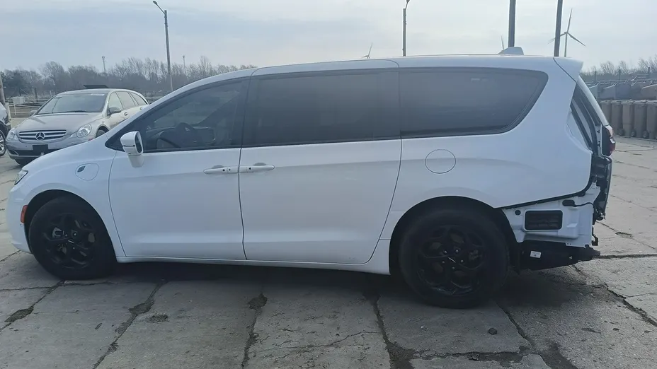 CHRYSLER Pacifica -