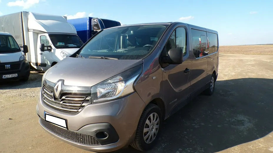 RENAULT Trafic -