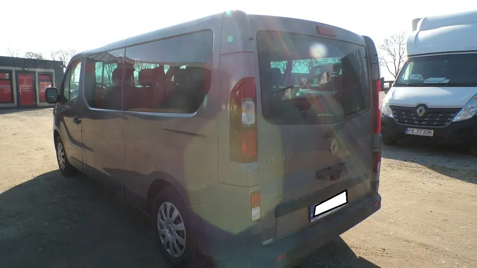RENAULT Trafic -