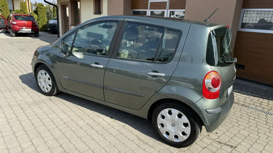 RENAULT Modus -